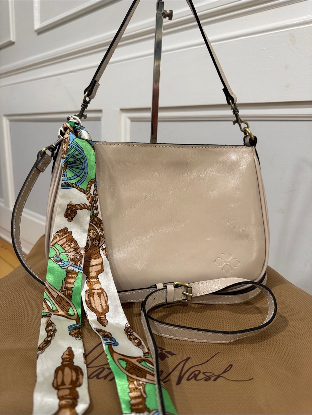 Patricia Nash Bag Betta Cream Leather Shoulder Bag Crossbody Satchel - Picture 4 of 17